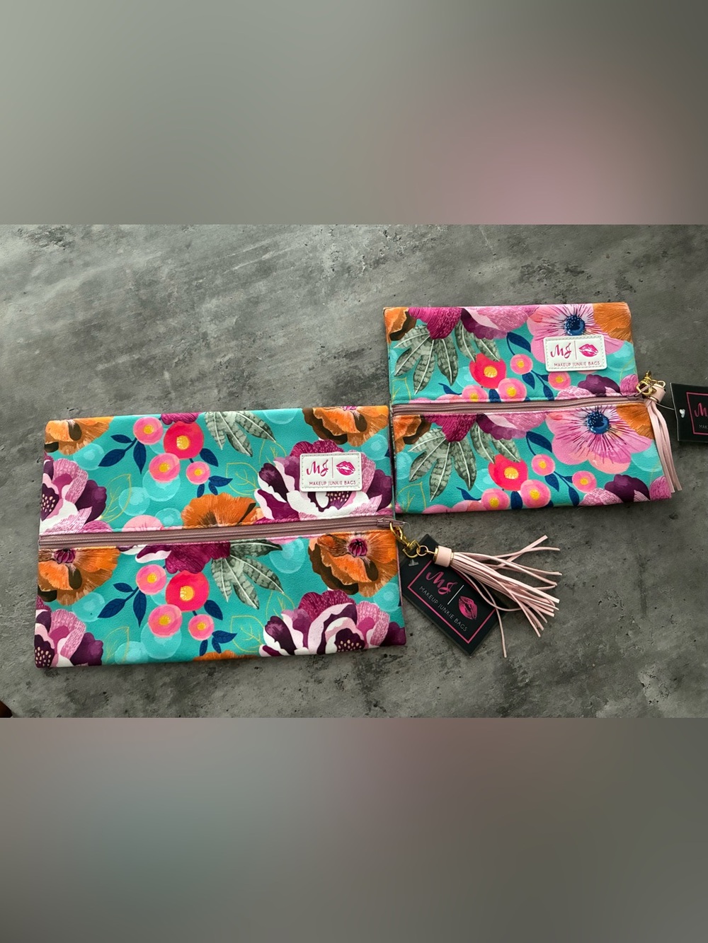 NWT Makeup Junkie Travel Case Set
